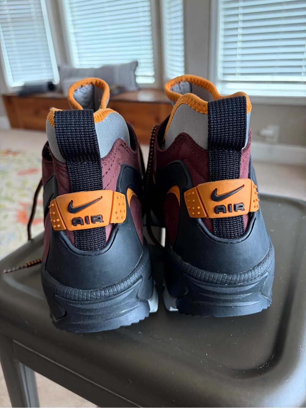 Nike Men’s ACG “Team Brown” Trail size 12 rare  in Burgundy and Orange - Picture 5 of 6